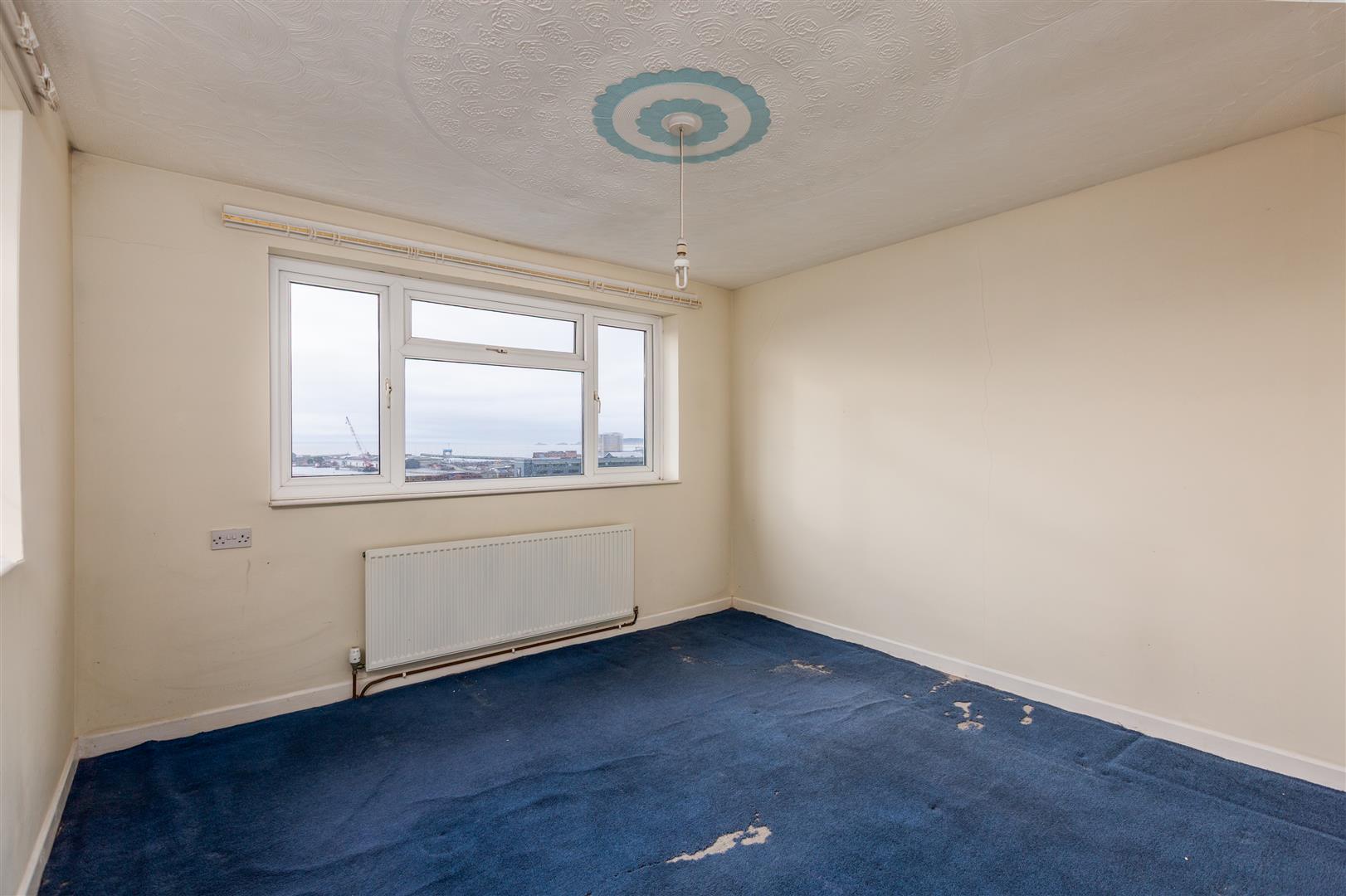 Longford Crescent, St. Thomas, Swansea, SA1 8HS